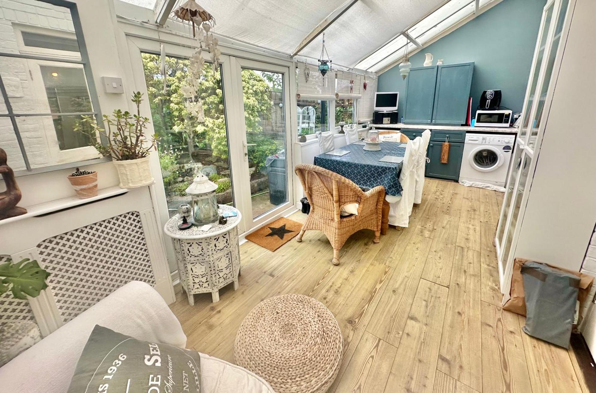 Garden Cottage - 3 Bedroom Close To Town And Beach 伯恩茅斯 外观 照片